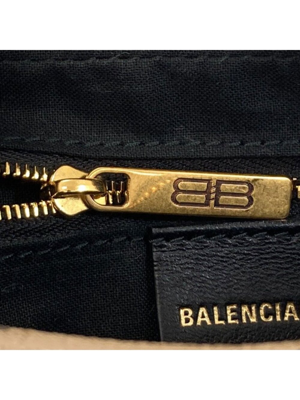 Balenciaga BB Monogram Shoulder Bag - Picture 10 of 15